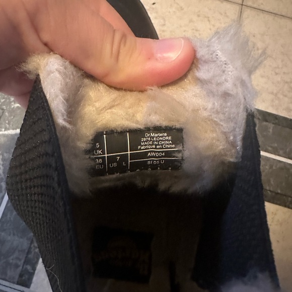 Insulated doc martens - Picture 2 of 8